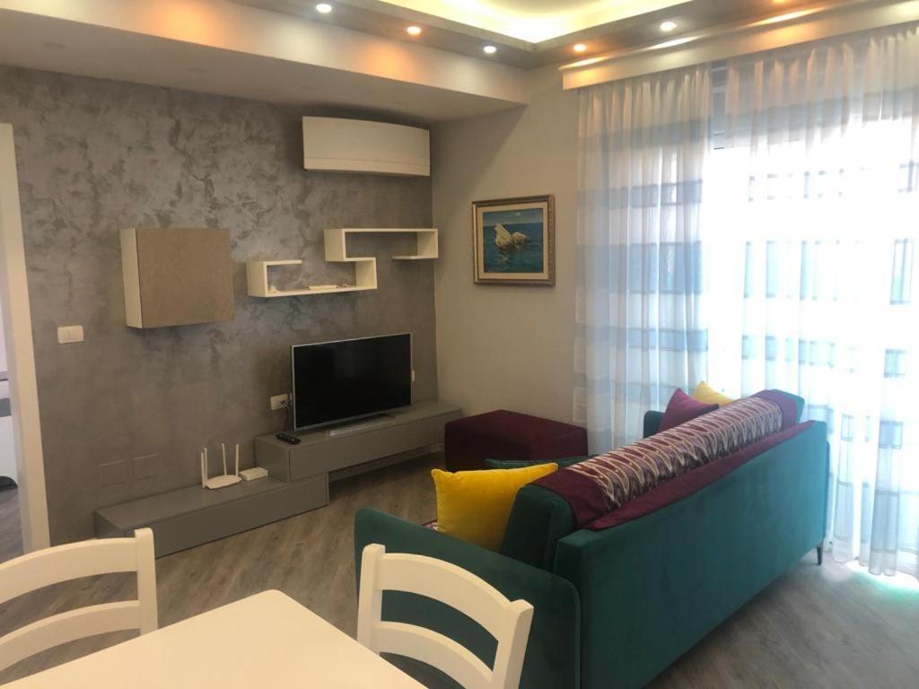 Lona Apartament Lungomare *